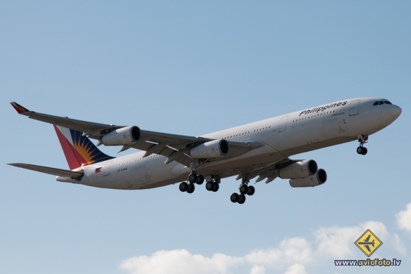 Airbus A340-313