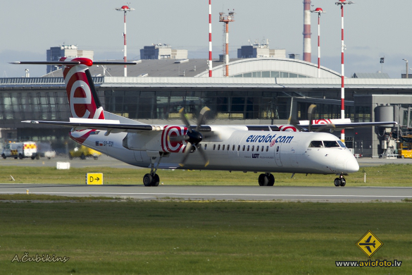 Bombardier DHC-8-402 Q400