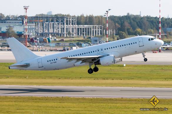 Airbus A320-214