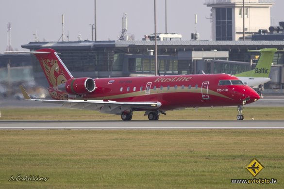 Bombardier CRJ-100LR (CL-600-2B19)