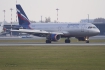 Airbus A320-214