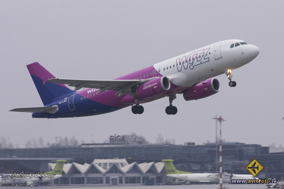 Airbus A320-232