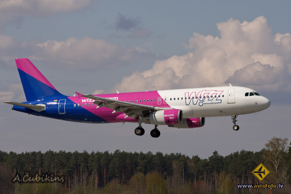 Airbus A320-232