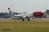 Boeing 737-8JP