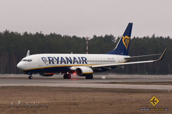 Boeing 737-8AS