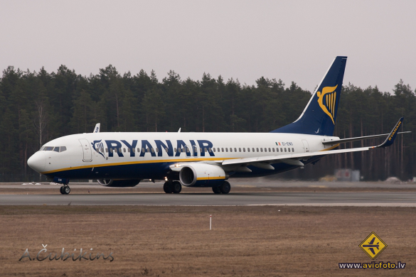 Boeing 737-8AS