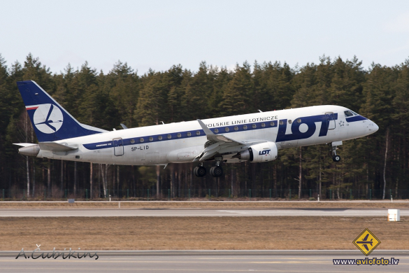Embraer 175LR (ERJ-170-200LR)