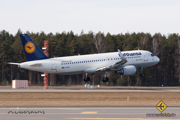 Airbus A320-214