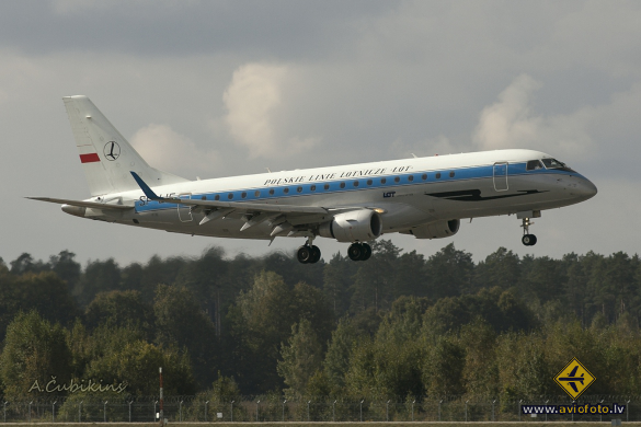 Embraer 175LR (ERJ-170-200LR)