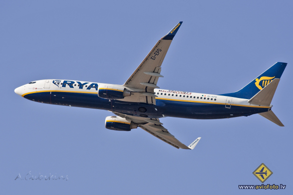 Boeing 737-8AS