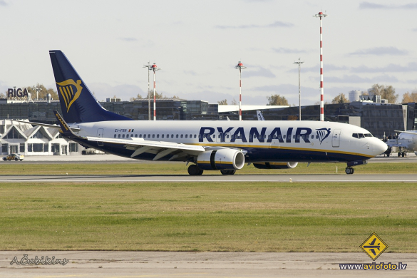 Boeing 737-8AS