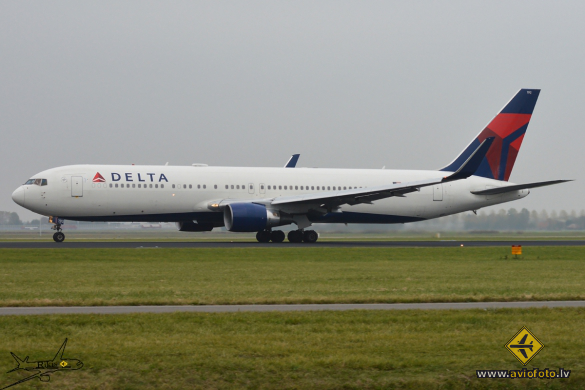 Boeing 767-332/ER