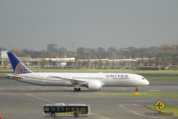 Boeing 787-9 Dreamliner