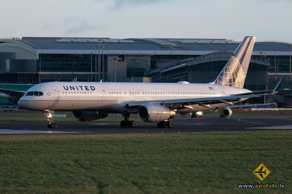 Boeing 757-224
