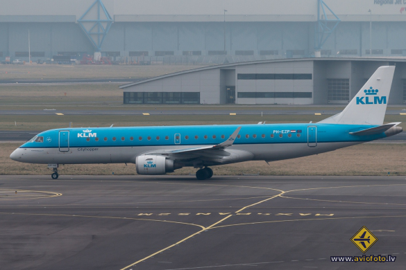 Embraer 190STD (ERJ-190-100STD)
