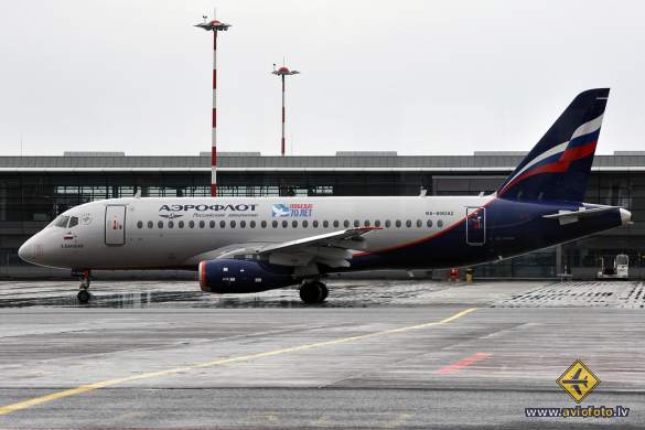 Sukhoi SSJ-100-95B Superjet 100 (RRJ-95B)