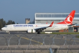 Boeing 737-8F2