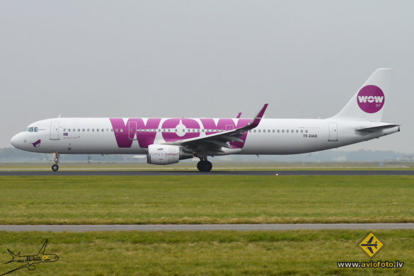 Airbus A321-211