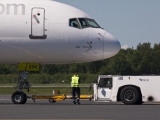 Boeing 757-256