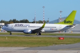Boeing 737-36Q