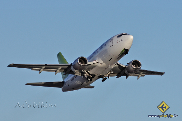 Boeing 737-522