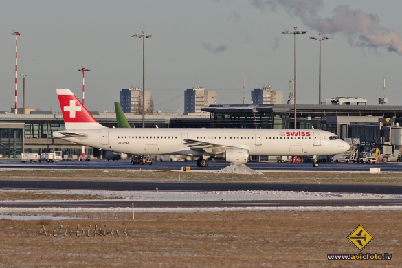 Airbus A321-212