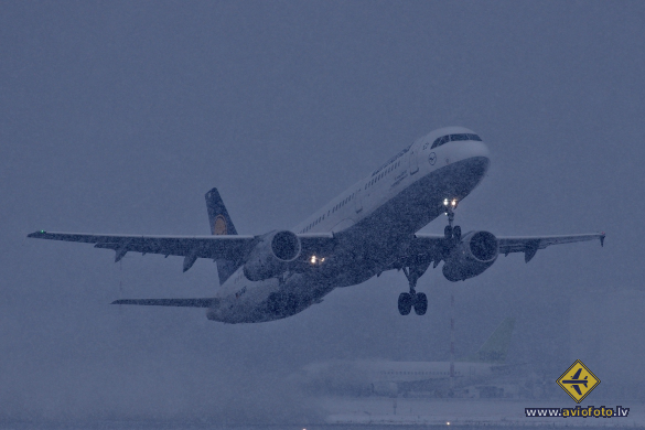 Airbus A321-131