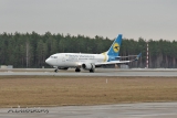 Boeing 737-528
