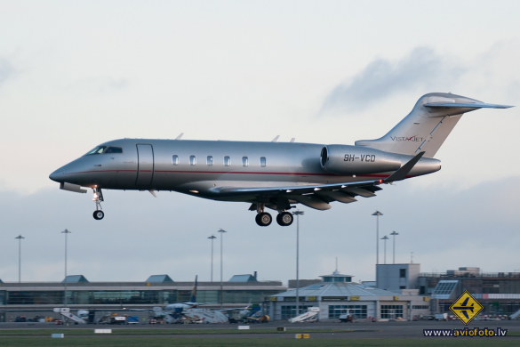 Bombardier Challenger 350 (BD-100-1A10)