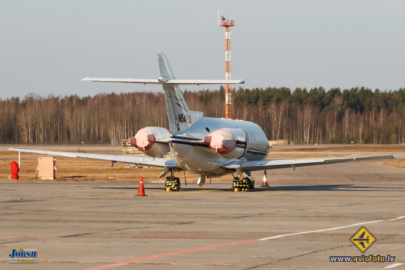 Raytheon Hawker 1000