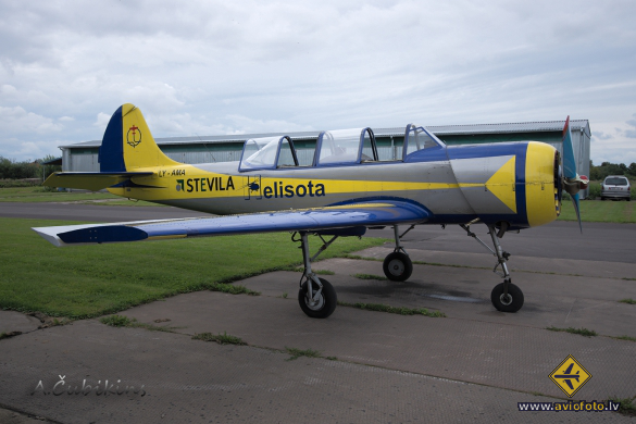 Yakovlev Yak-52