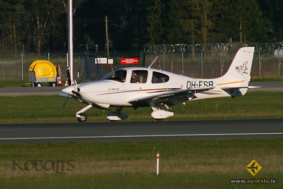 Cirrus SR-20-G2