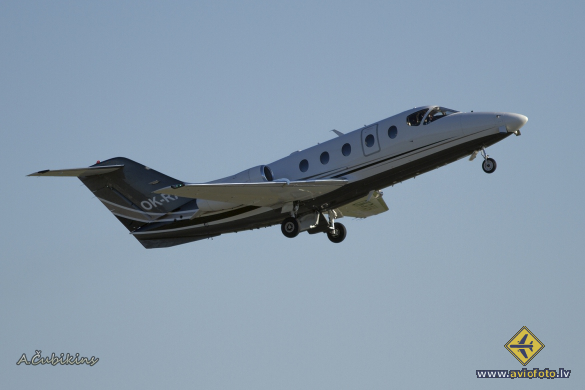 Raytheon 400A Beechjet (400XP)
