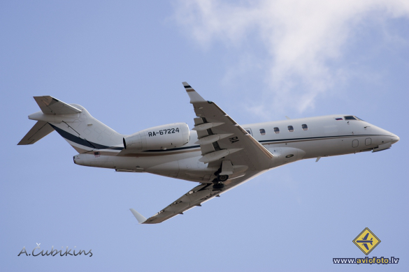 Bombardier Challenger 300 (BD-100-1A10)