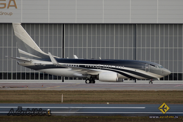 Boeing 737-7HF BBJ