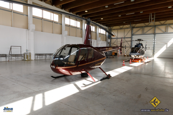 Robinson R-44