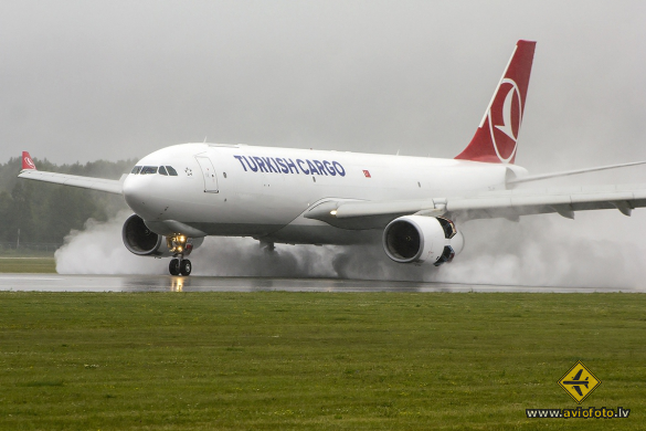 Airbus A330-243F