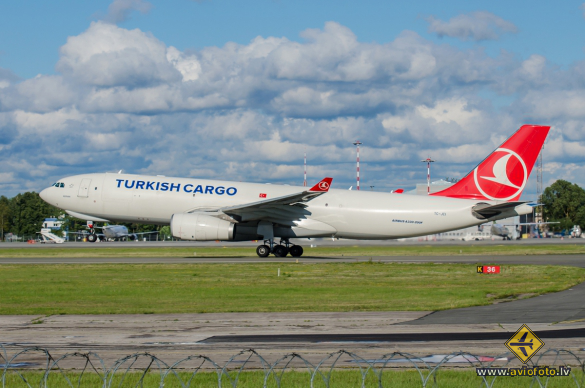 Airbus A330-243F