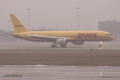 Boeing 757-236(SF)