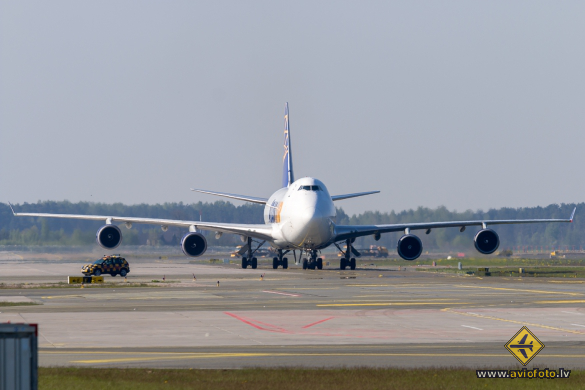 Boeing 747-47UF/SCD