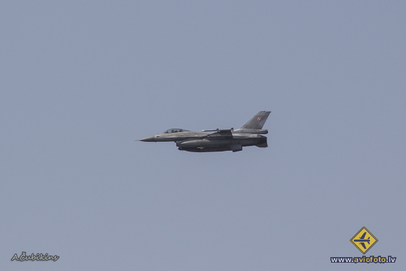 Lockheed Martin F-16CJ Fighting Falcon