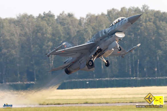 Lockheed Martin F-16C Fighting Falcon