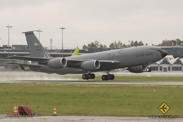 Boeing KC-135T Stratotanker (717-148)