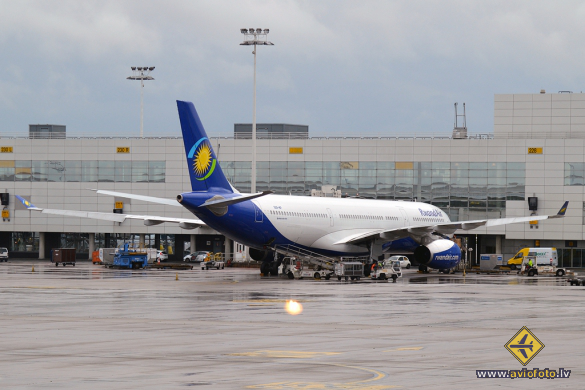 Airbus A330-343