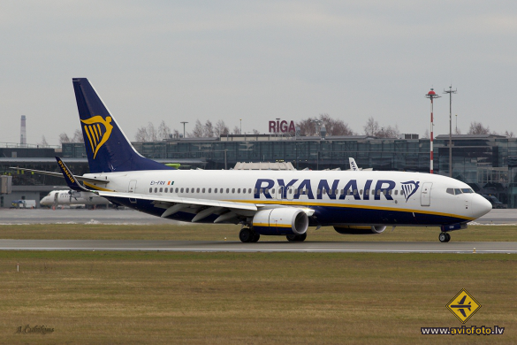 Boeing 737-8AS