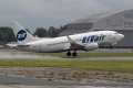 Boeing 737-524