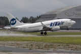 Boeing 737-524