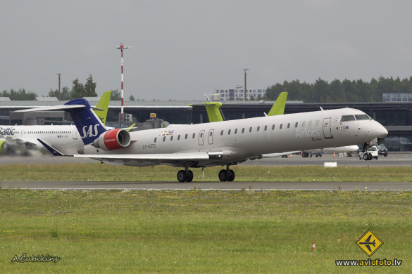 Bombardier CRJ-900ER (CL-600-2D24)