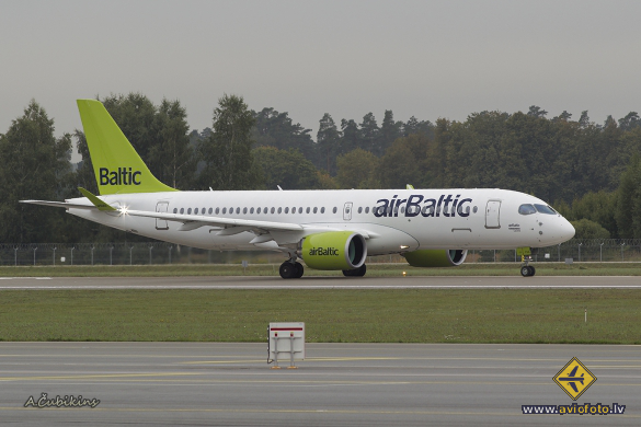 Bombardier CSeries CS300 (BD-500-1A11)