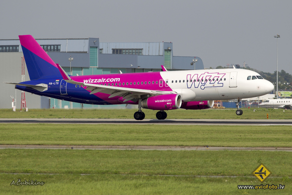 Airbus A320-232